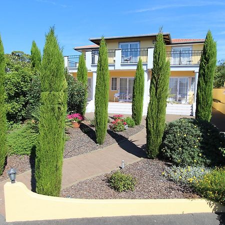 Beachside Villas Motel Nelson Buitenkant foto